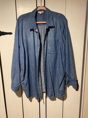 Sonoma Light Blue Denim Chambray Shirt